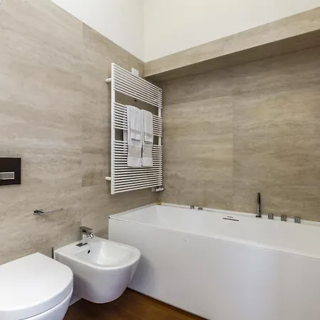 Palazzo Diana Exclusive Mansion R&r * ترييستي