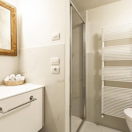 Palazzo Diana Exclusive Mansion R&r شقة