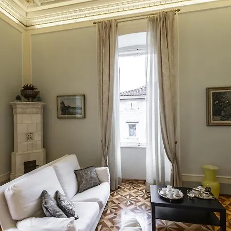 Palazzo Diana Exclusive Mansion R&r شقة ترييستي